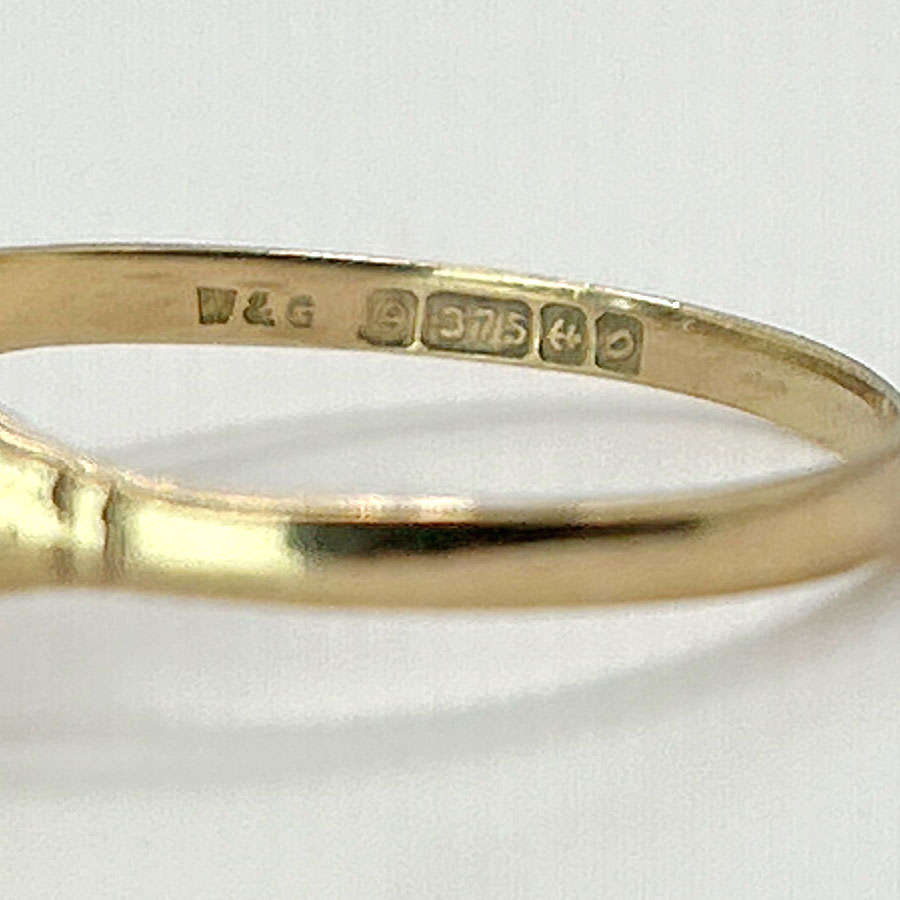 9ct Gold Edwardian Style Oval Spinel Dress Ring