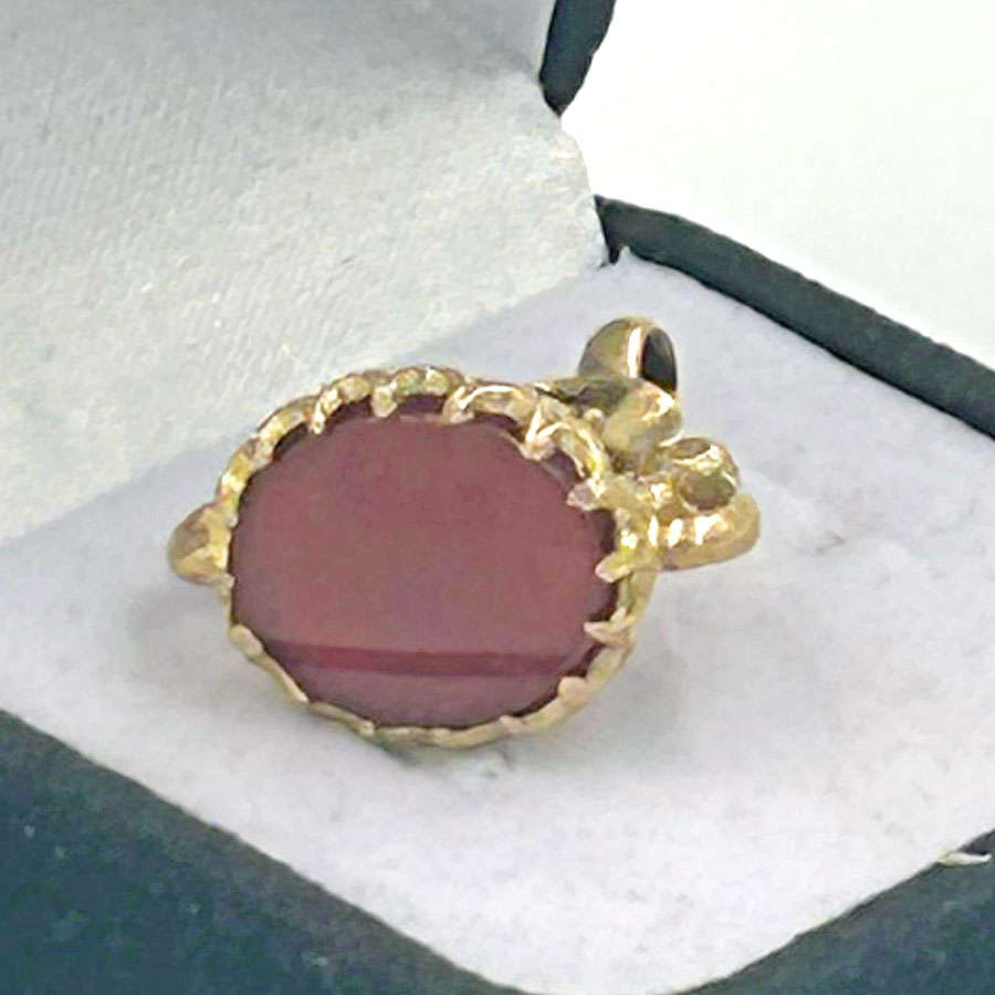 9ct Gold Cornelian Stone Fob Pendant