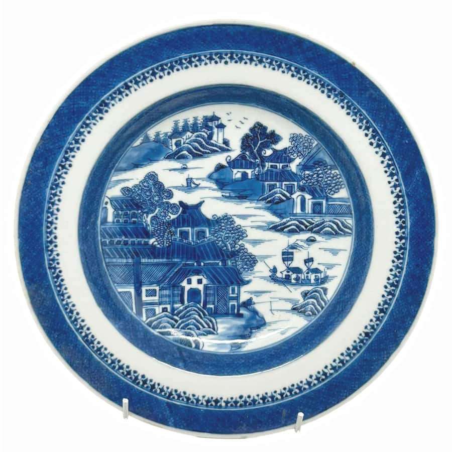Chinese Blue and White Qianlong Lipped Bowl C1760