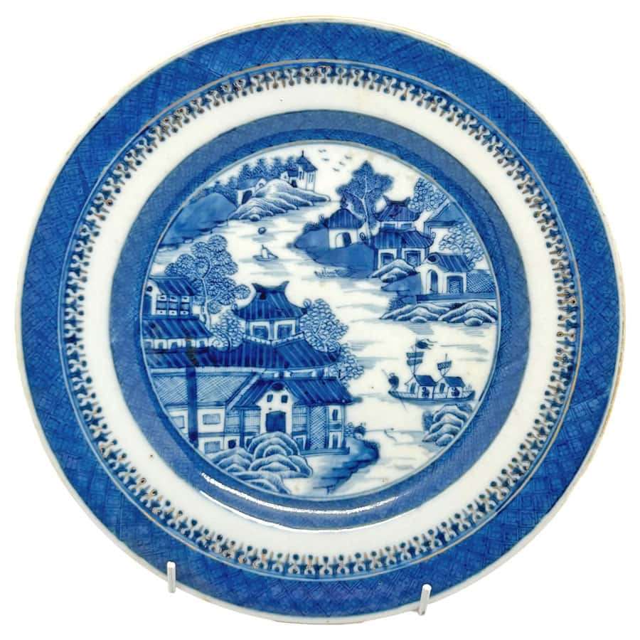 Chinese Blue and White Qianlong Plate C1760
