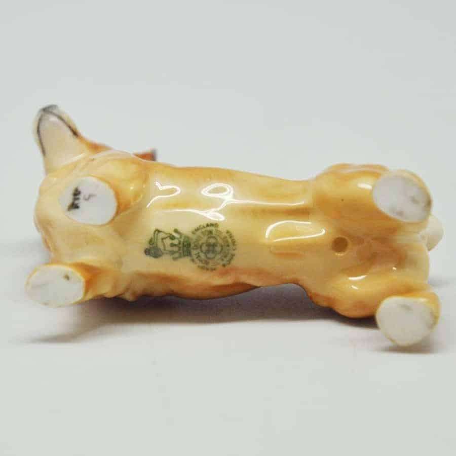 Royal Doulton Miniature Welsh Corgi Figurine K16