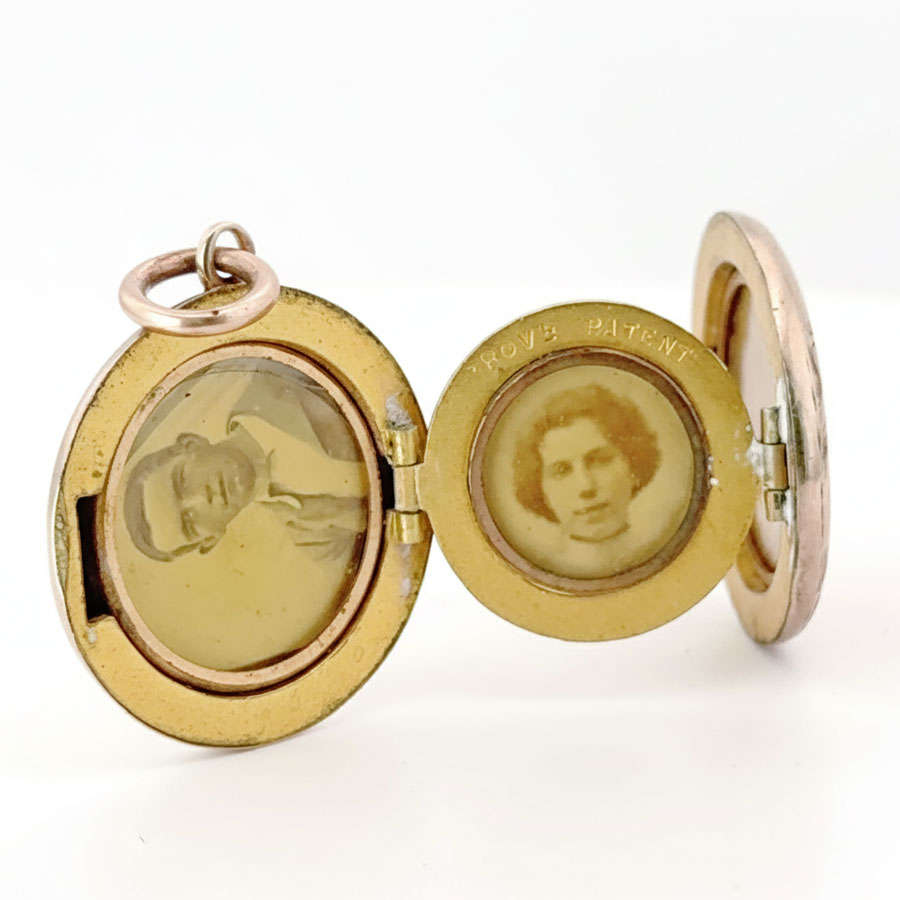 Edwardian 9ct Hinged Gold Locket