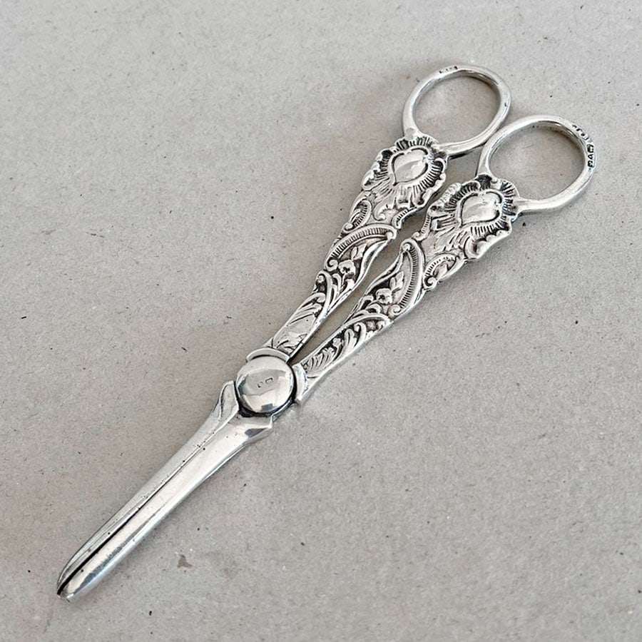 Hallmarked Silver Grape Scissors Chester 1901