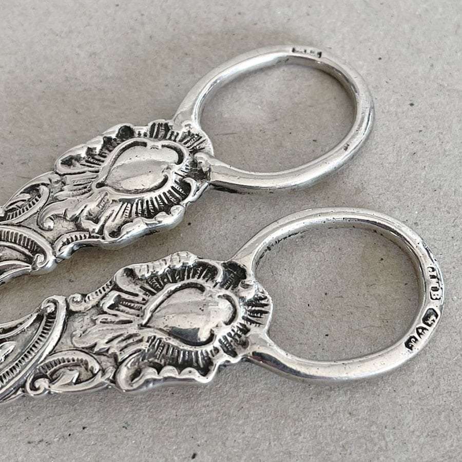 Hallmarked Silver Grape Scissors Chester 1901
