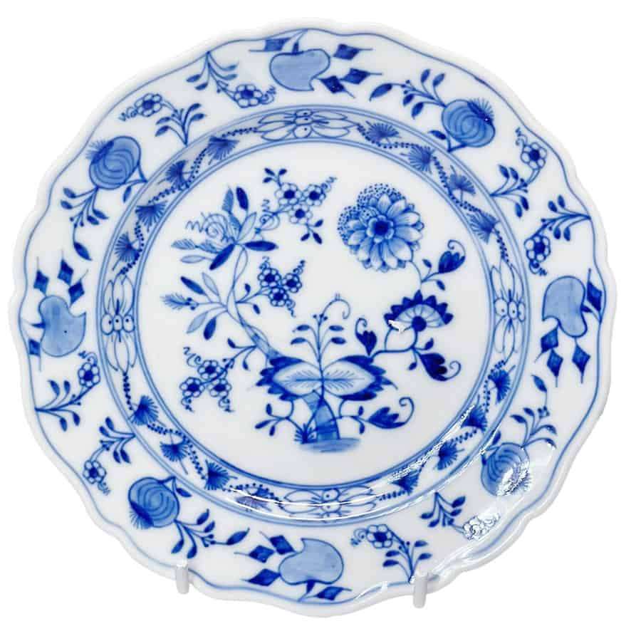 Meissen Onion Pattern Plate 17.5cm