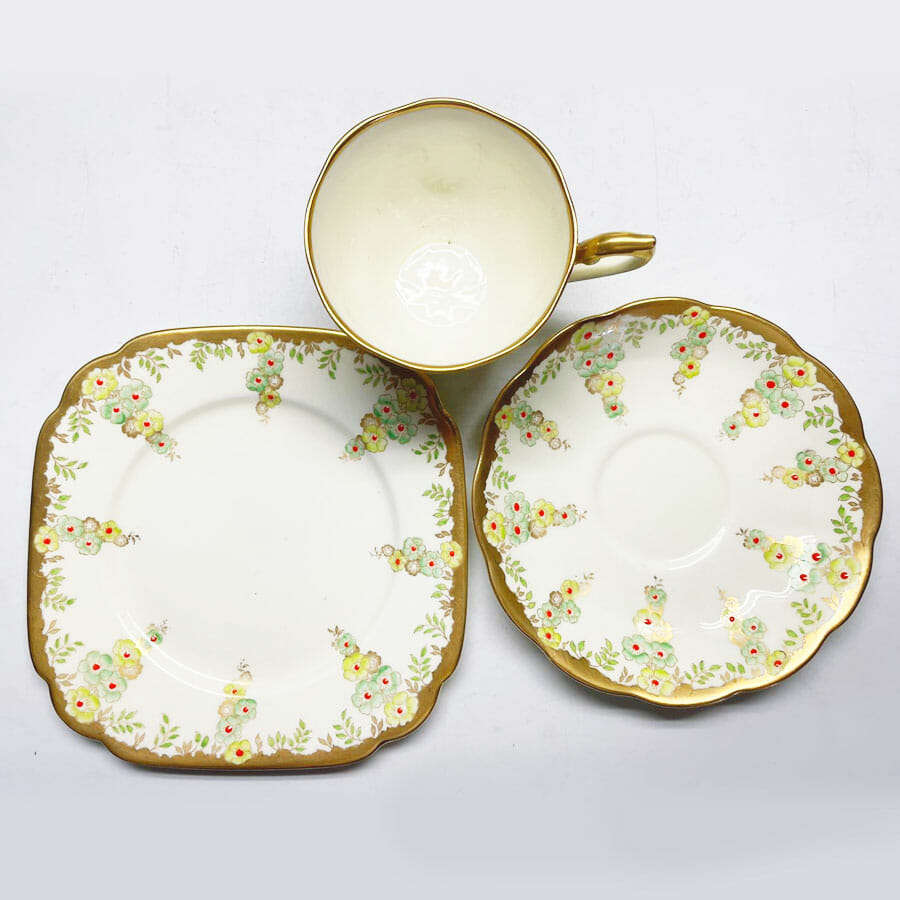 Royal Albert Snow Showers Pattern Tea Set