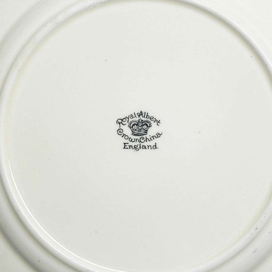 Royal Albert Snow Showers Pattern Tea Set