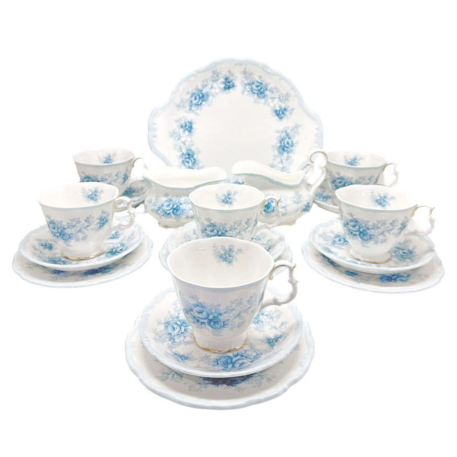 Royal Albert Tiffany 21 Piece Tea Service Gainsborough