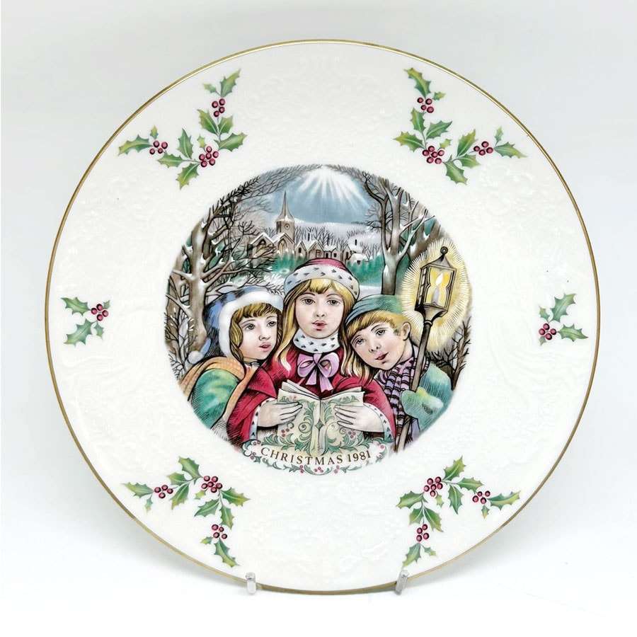 Royal Doulton Christmas Plate 1981