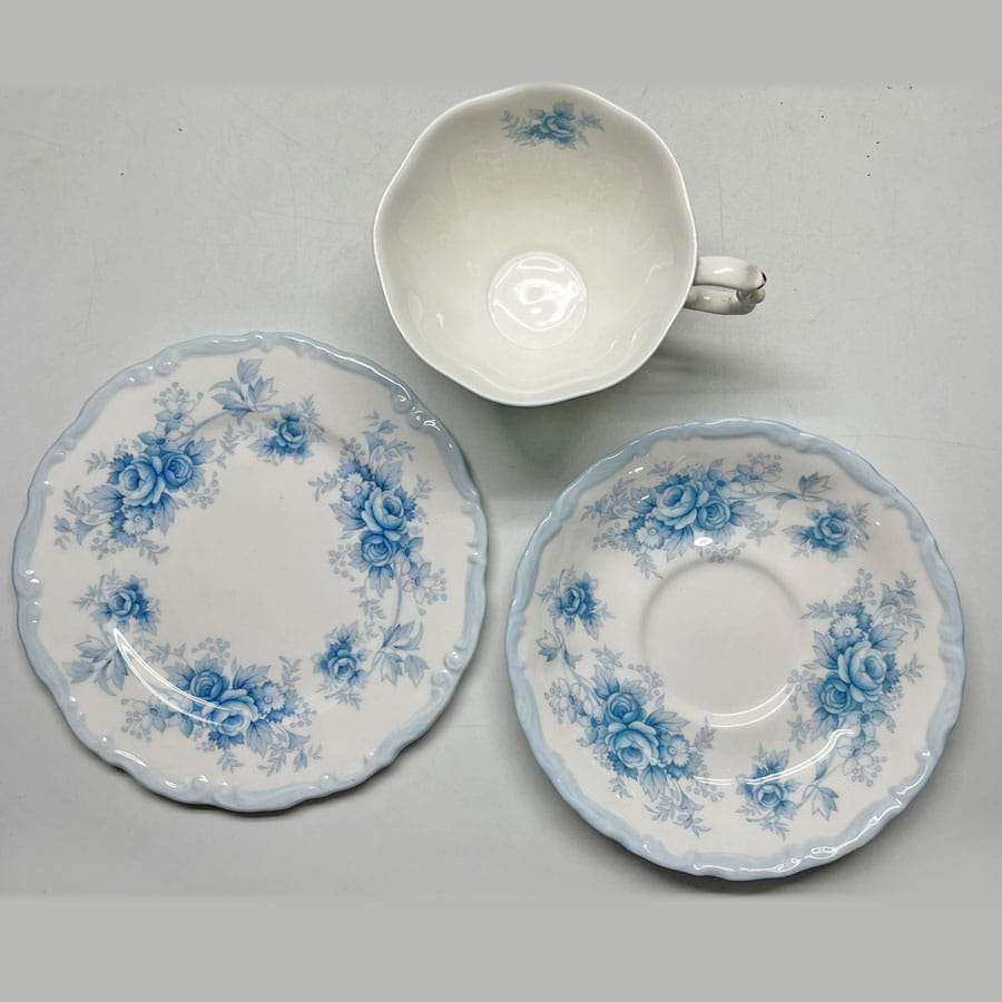 Royal Albert Tiffany 21 Piece Tea Service Gainsborough