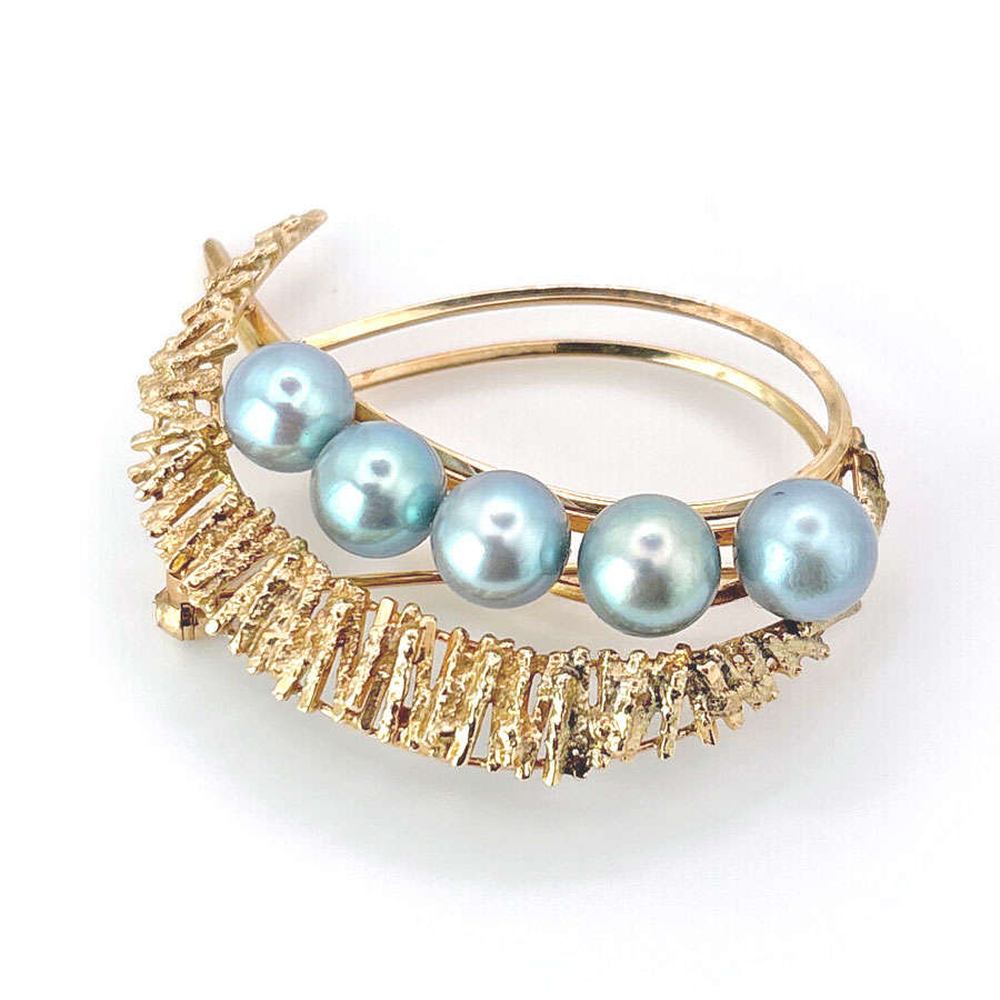 14ct Gold and Grey Blue Pearl Crescent Brooch