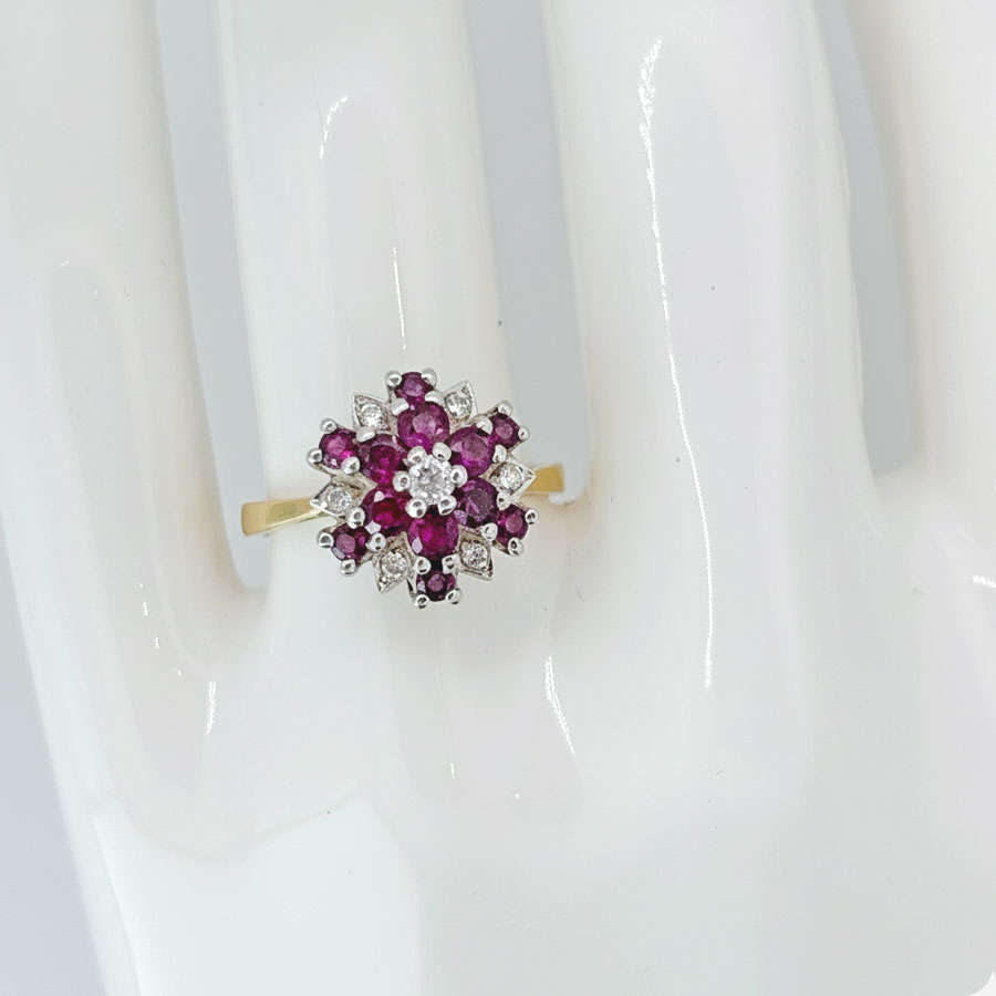 18ct Gold Ruby And Diamond Cluster Ring