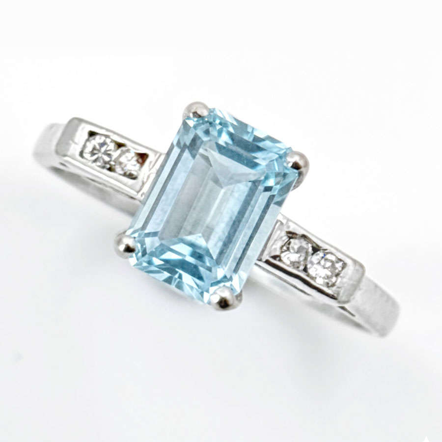 18ct White Gold Aquamarine Dress Ring C1940
