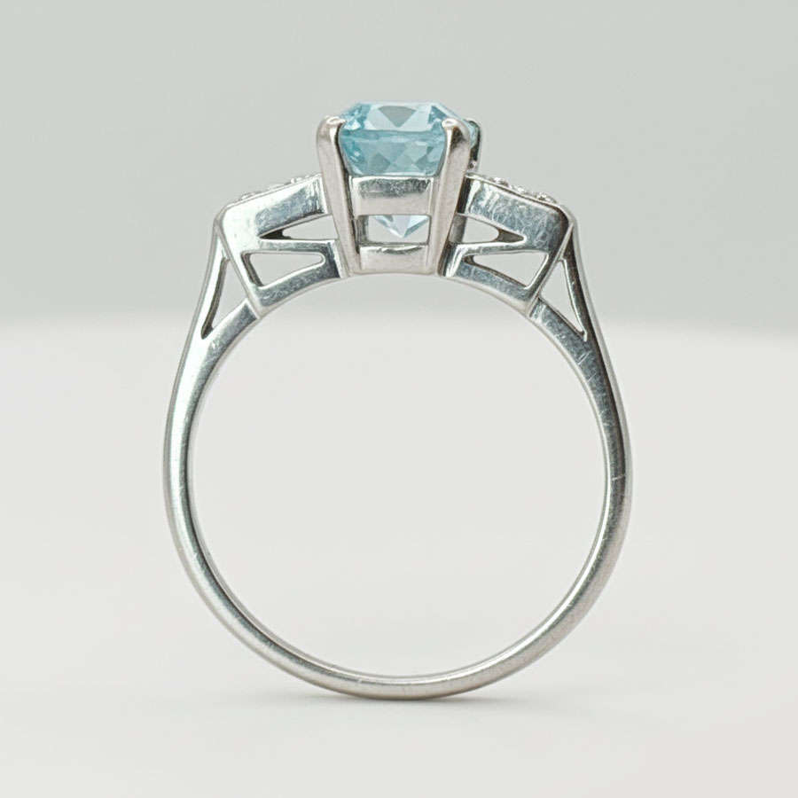 18ct White Gold Aquamarine Dress Ring C1940