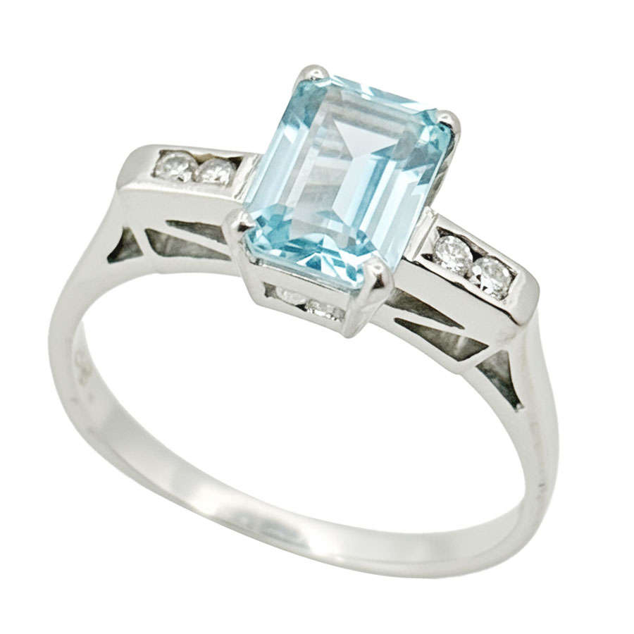 18ct White Gold Aquamarine Dress Ring C1940