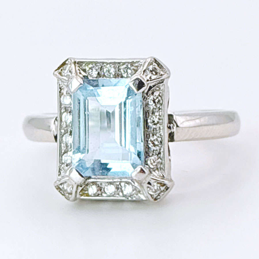 18ct White Gold Aquamarine and Diamond Dress Ring