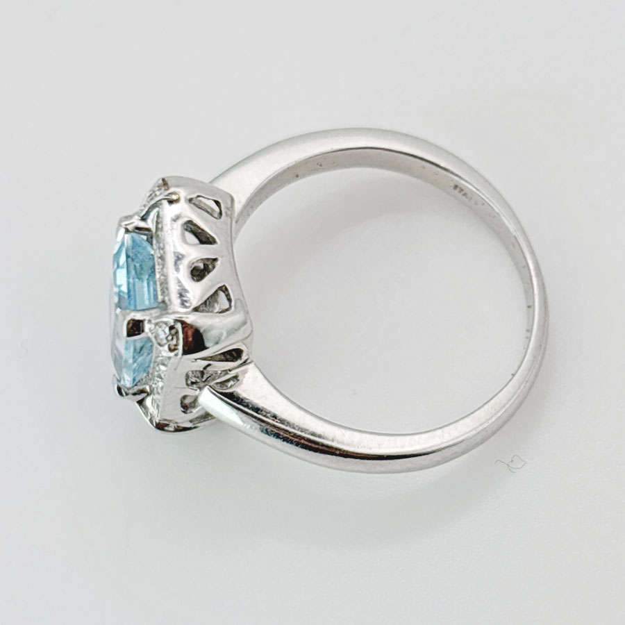 18ct White Gold Aquamarine and Diamond Dress Ring