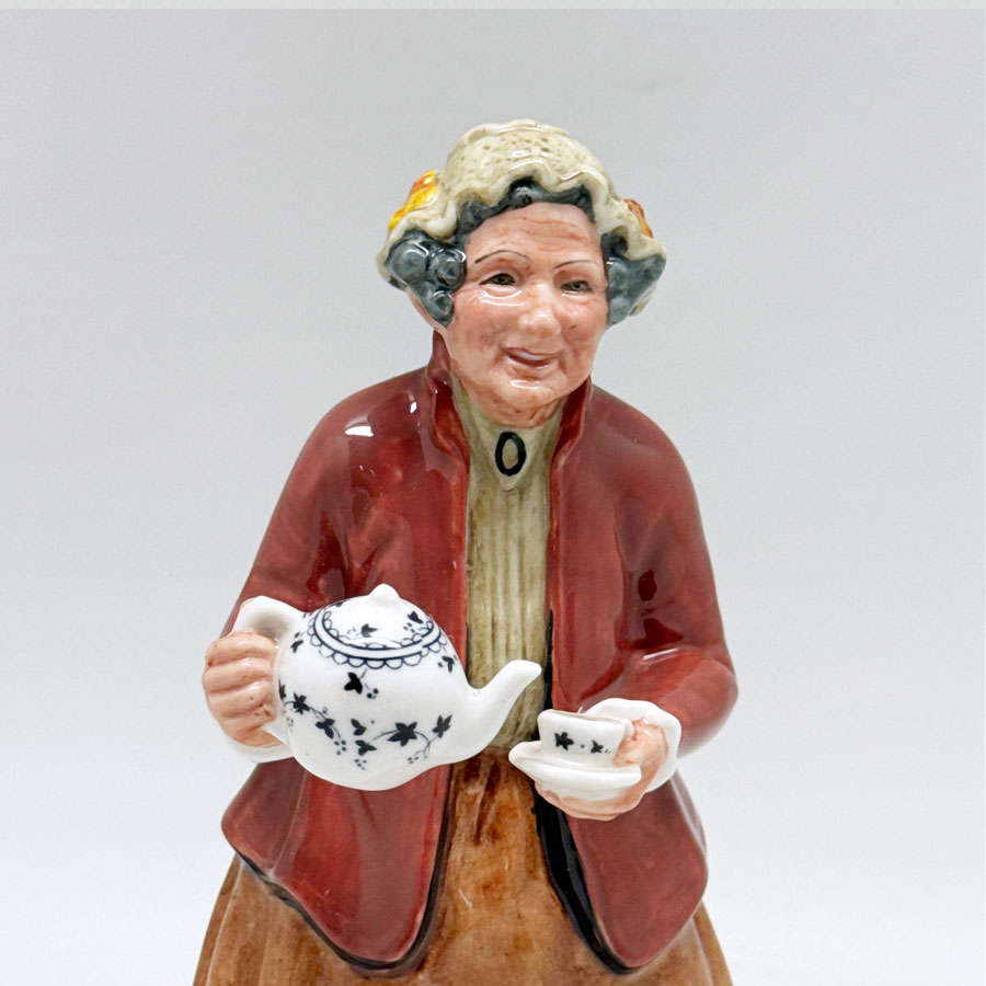 Royal Doulton Figurine Teatime HN2255