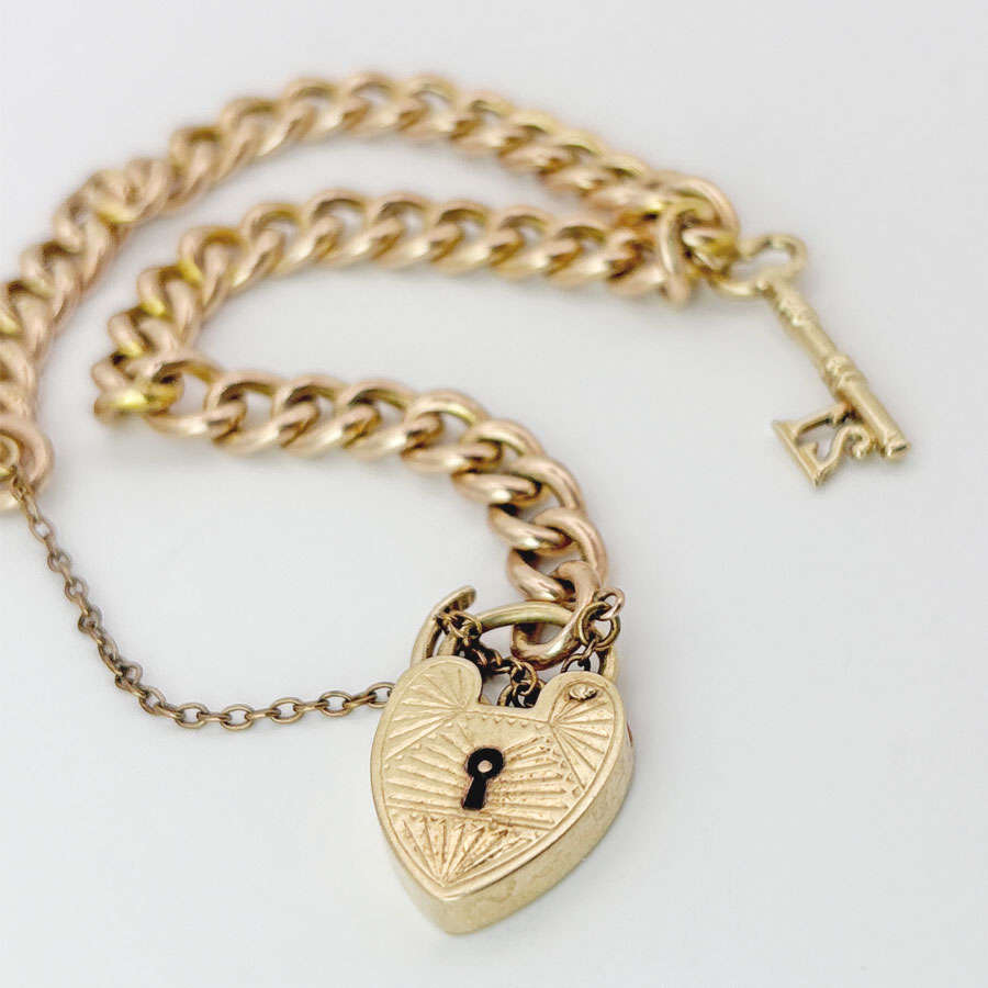 Victorian 9ct Gold Curb Chain Bracelet and Heart Padlock Clasp