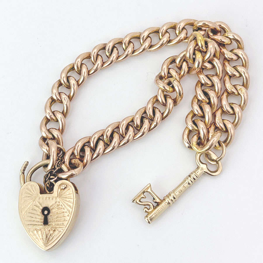 Victorian 9ct Gold Curb Chain Bracelet and Heart Padlock Clasp