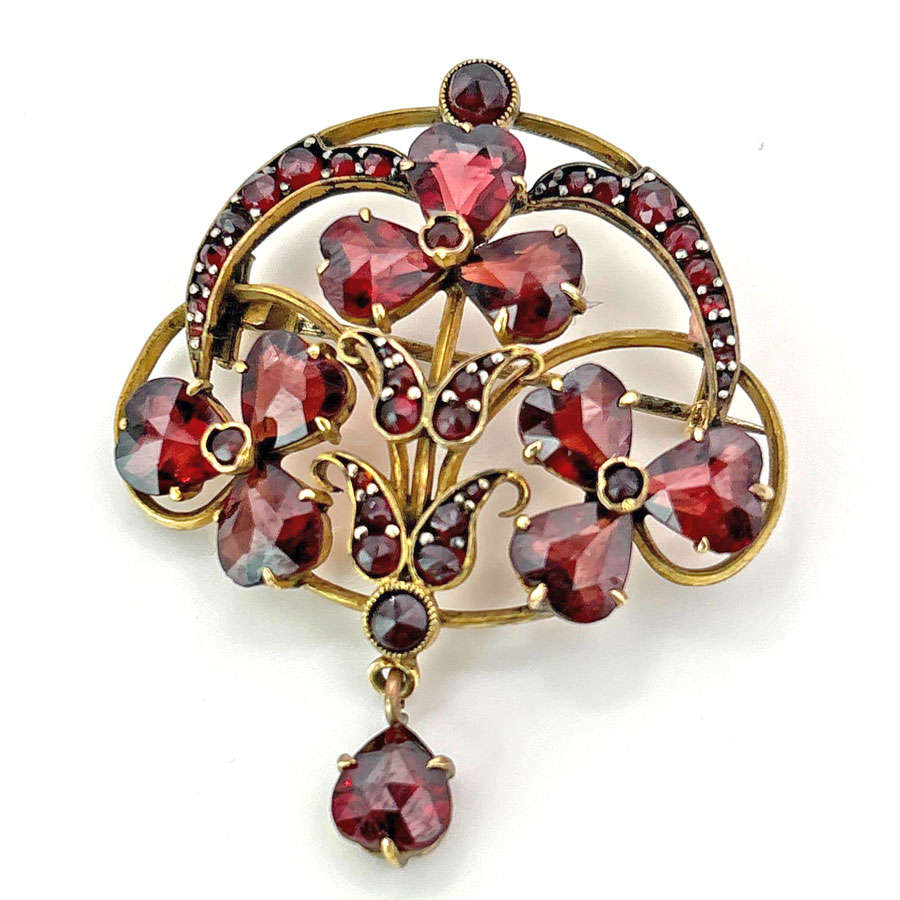 Art Nouveau 9ct Gold Garnet Brooch