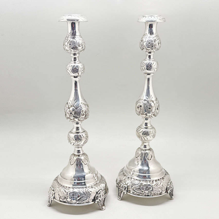 Hallmarked Silver Edward VII Pair Shabbat Candlesticks London 1915