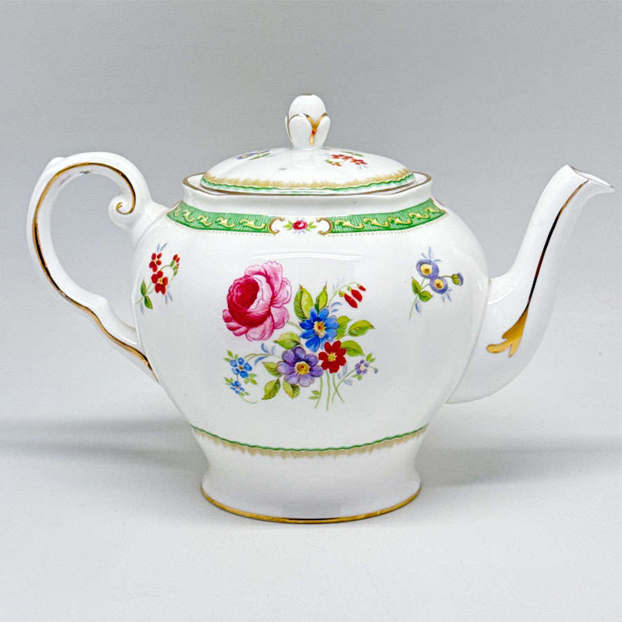 Tuscan Bone China Lowesloft Large Tea Pot