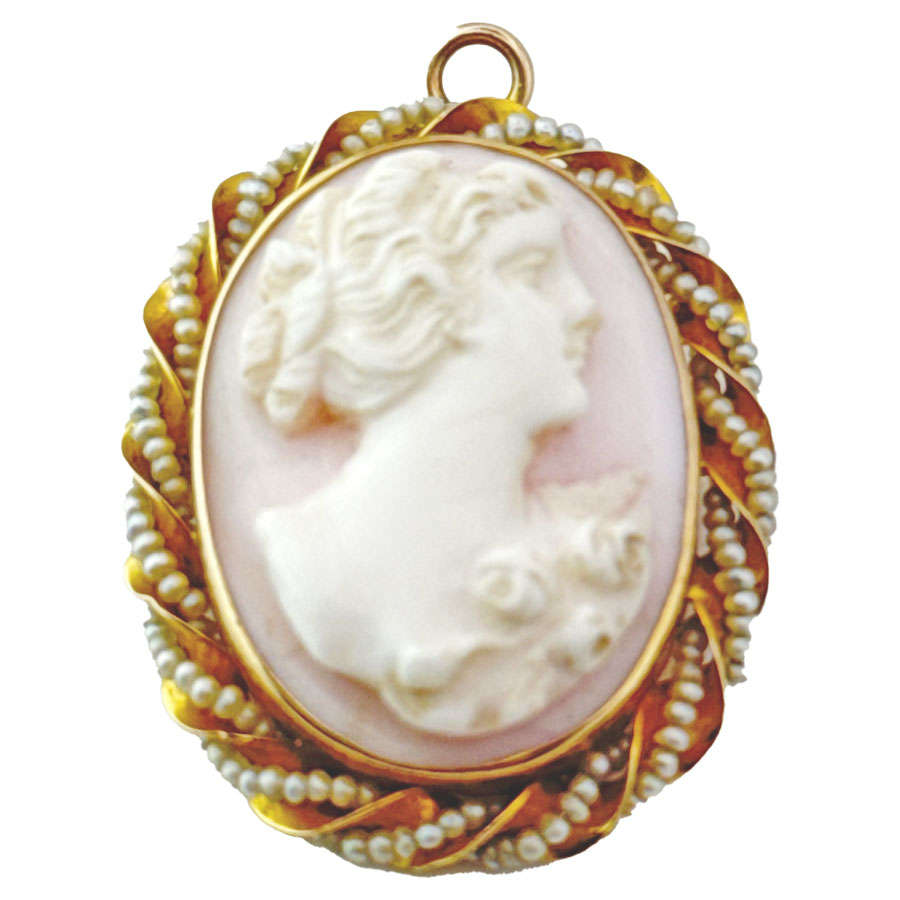 Victorian 10ct Gold Mounted Seed Pearl and Conch Shell Cameo Brooch