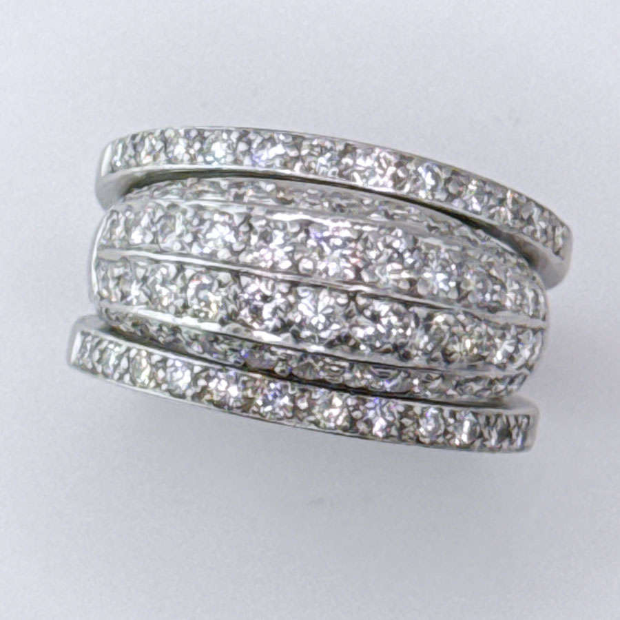 18ct White Gold Diamond Cluster Ring Friedman