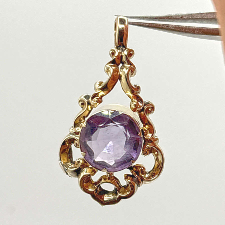 9ct Gold Victorian Amethyst Pendant