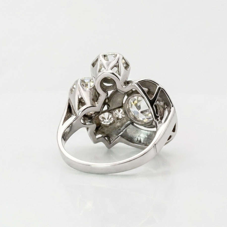Art Deco 18ct White Gold Diamond Cluster Ring