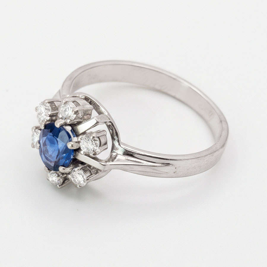 18ct Gold Sapphire & Diamond Cluster Ring