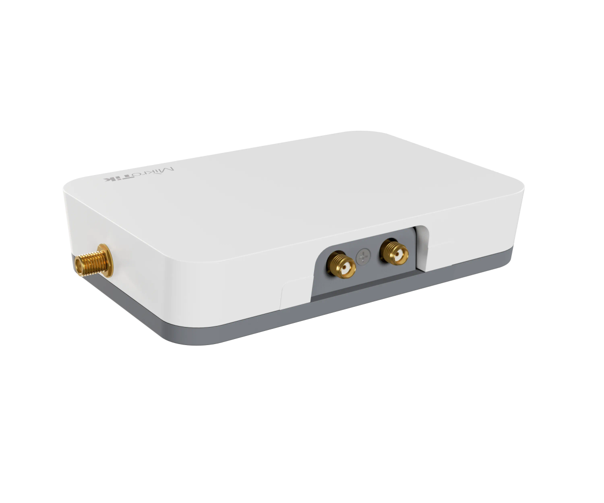 MikroTik LoRaWAN IoT Gateway | RB924iR-2nD-BT5&amp;BG770A&amp;R11e-LR8G