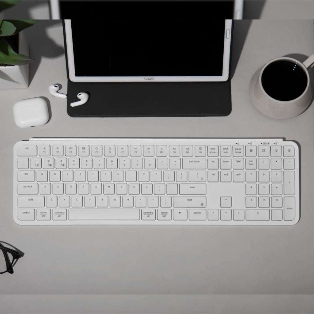 Keychron B6 Pro Ultra-Slim 100% Wireless Keyboard ? Ivory White