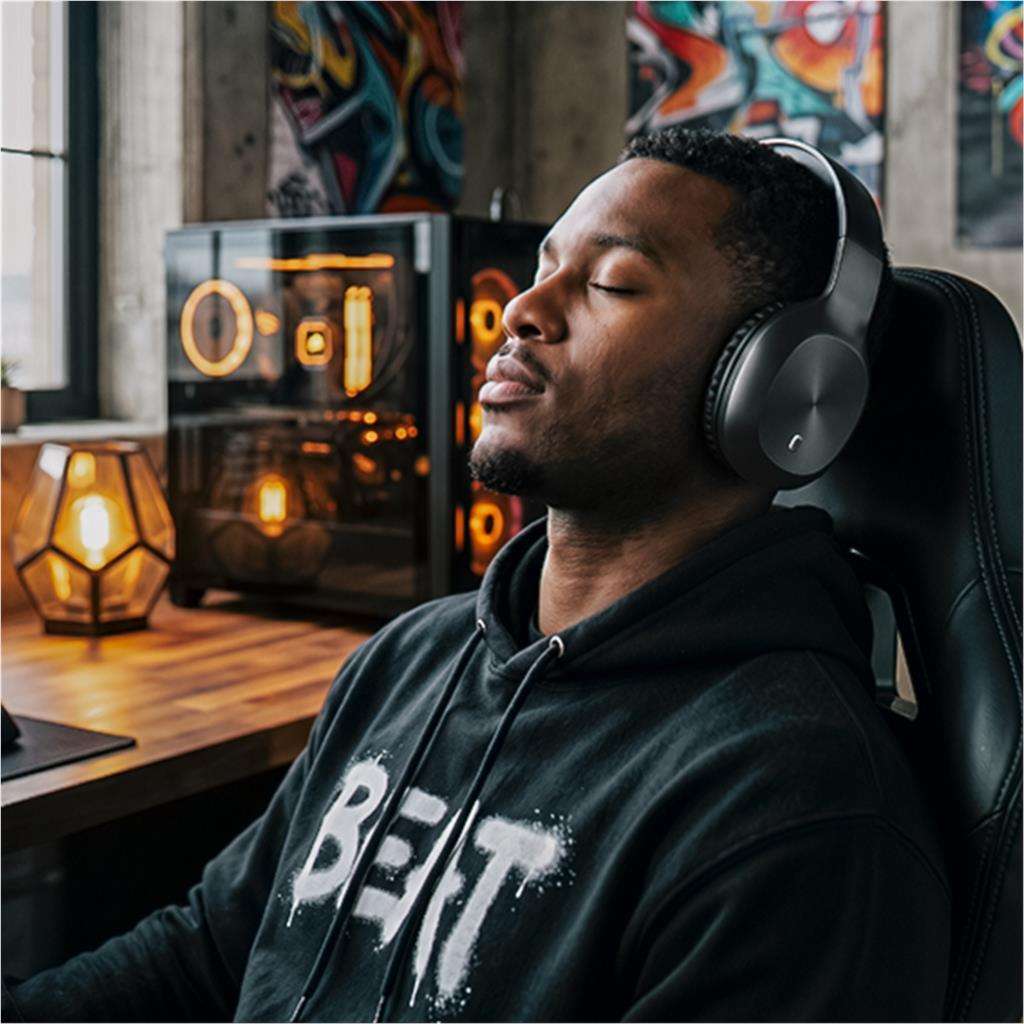 Swiss Cougar Austin Bluetooth Headphones BLACK
