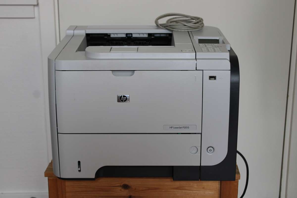 HP Laserjet P3015 Printer