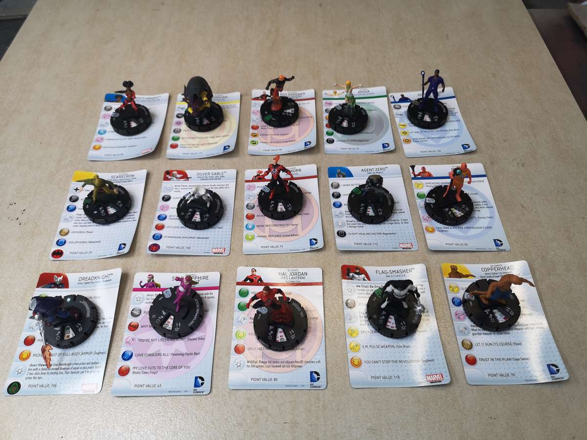 Heroclix Mix 1 - 15 Assorted Superhero Figures
