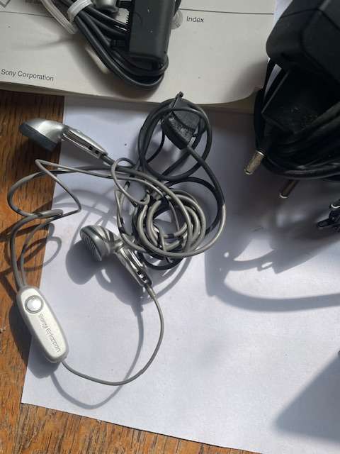 Sony Ericsson Cellphone lot