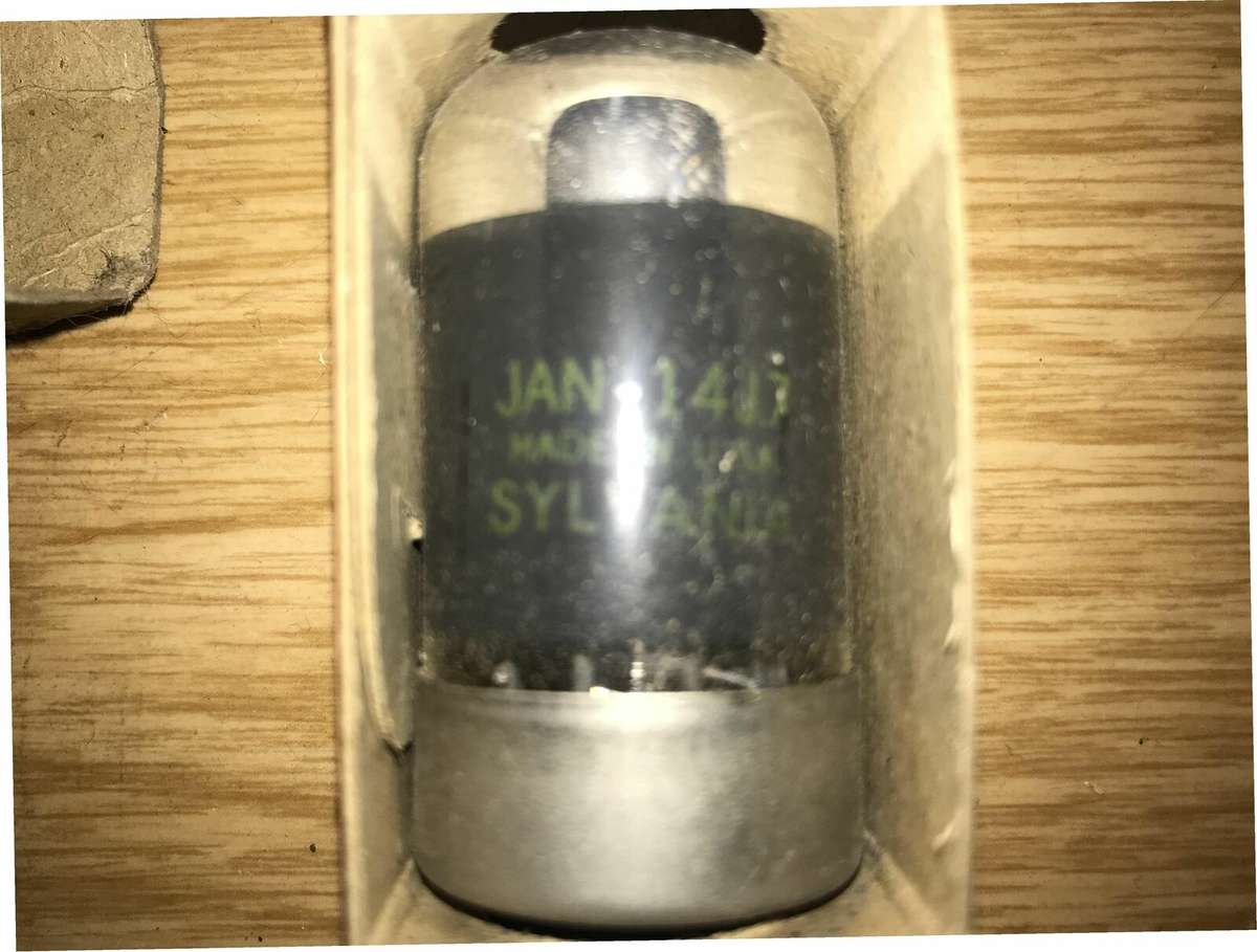 JAN Sylvania 14J7 vacuum tube. Vintage. NOS. In box.