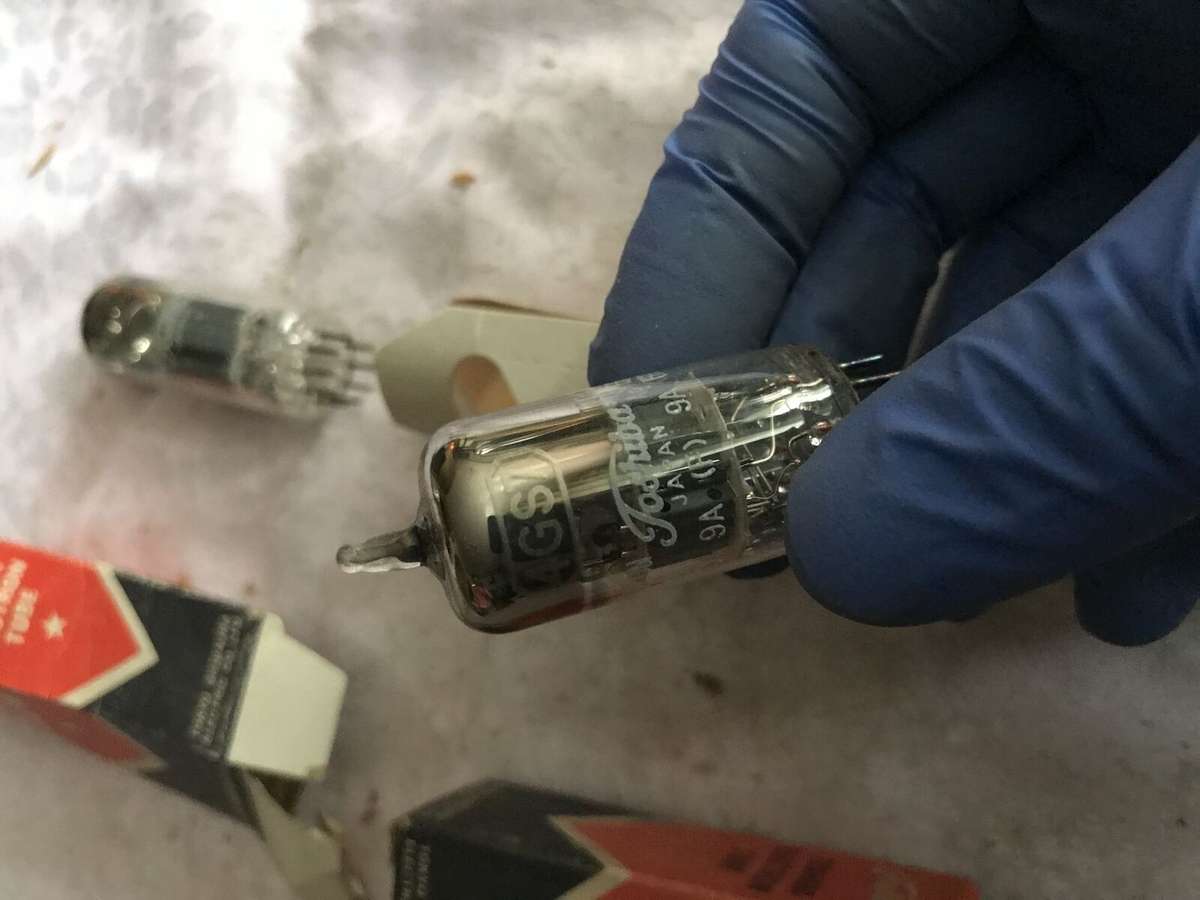 Toshiba 6FQ7 + 4GS7 vacuum tubes. In packaging. Vintage.