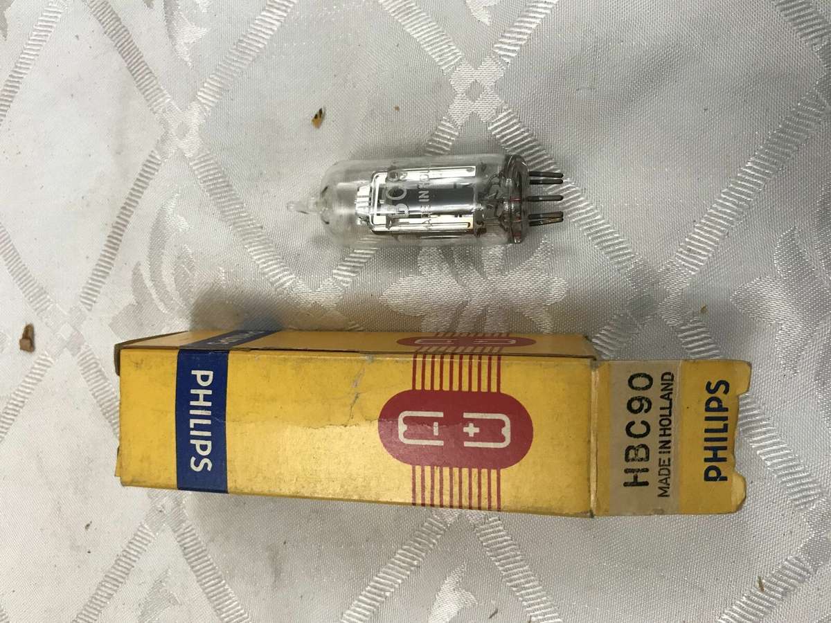 1pc Philips 12AT6/HBC90 Vacuum Tube. In original box. NOS. Vintage.