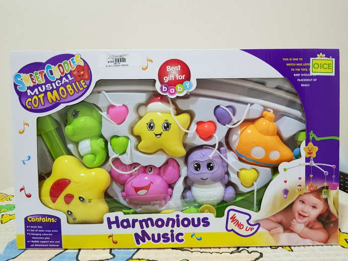 Sweet Cuddles Musical Baby Mobile