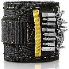 MAGNETIC WRIST BAND