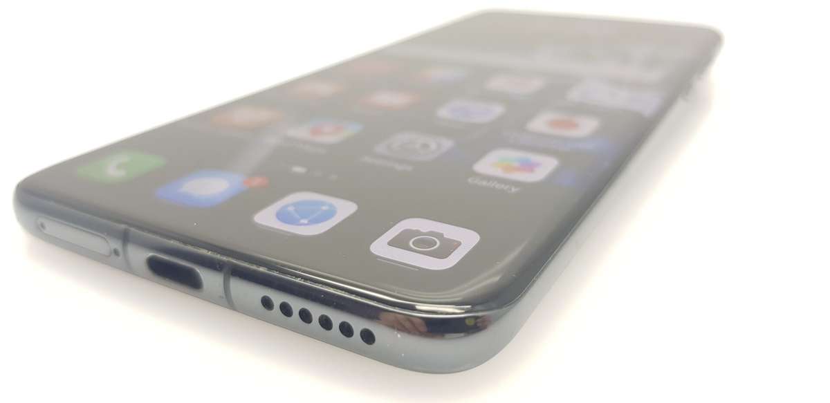 Huawei P60 Pro 256GB Dual Sim Black (12 Month Warranty) + Cover Bundle Value: R200