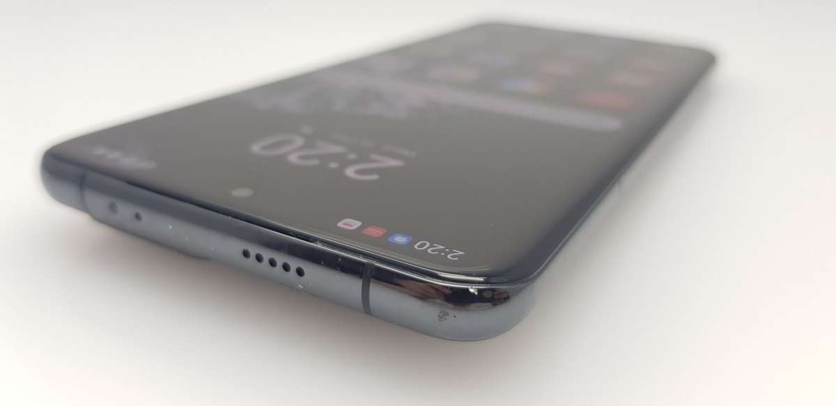 Huawei P60 Pro 256GB Dual Sim Black (12 Month Warranty) + Cover Bundle Value: R200