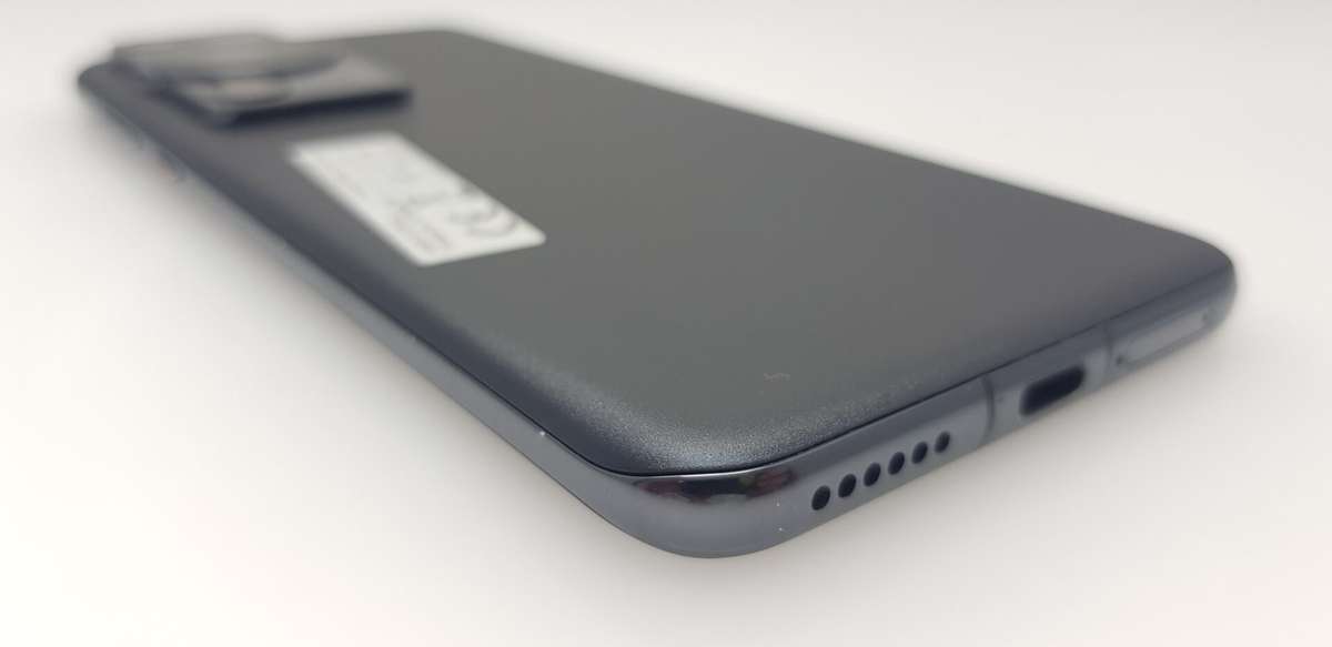 Huawei P60 Pro 256GB Dual Sim Black (12 Month Warranty) + Cover Bundle Value: R200