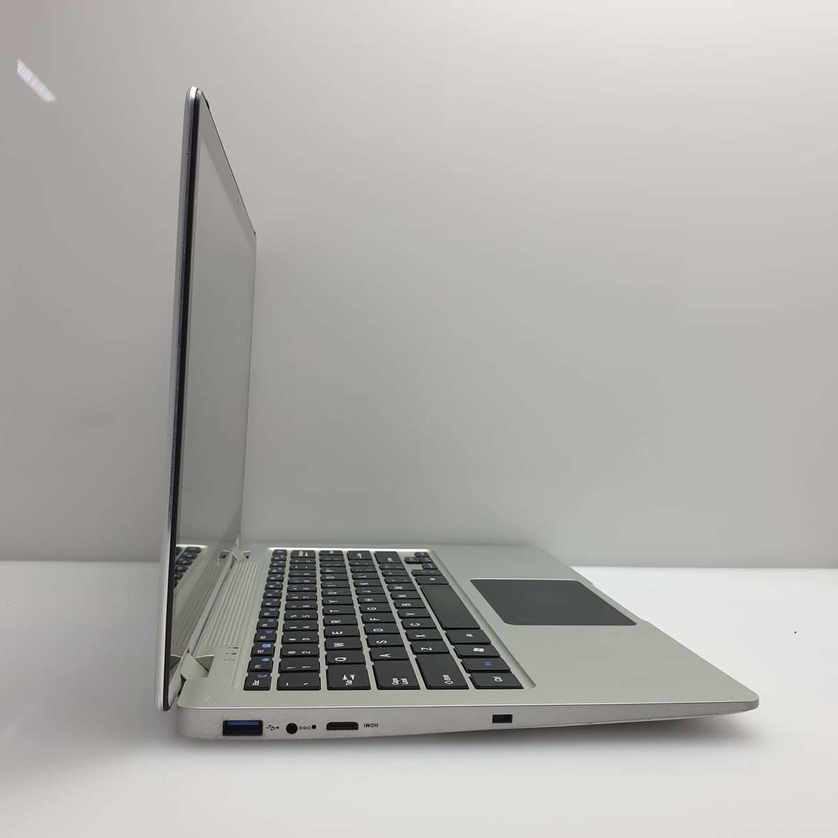 Mecer Guru Celeron 1.60GHz 4GB RAM 64GB SD Silver