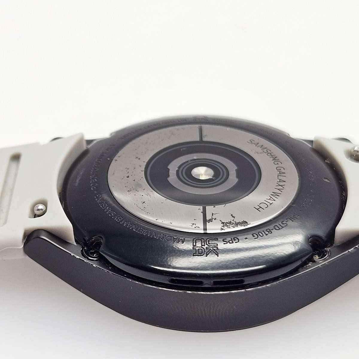 Samsung Galaxy Watch 4 40mm GPS Only Black - With Silver Straps