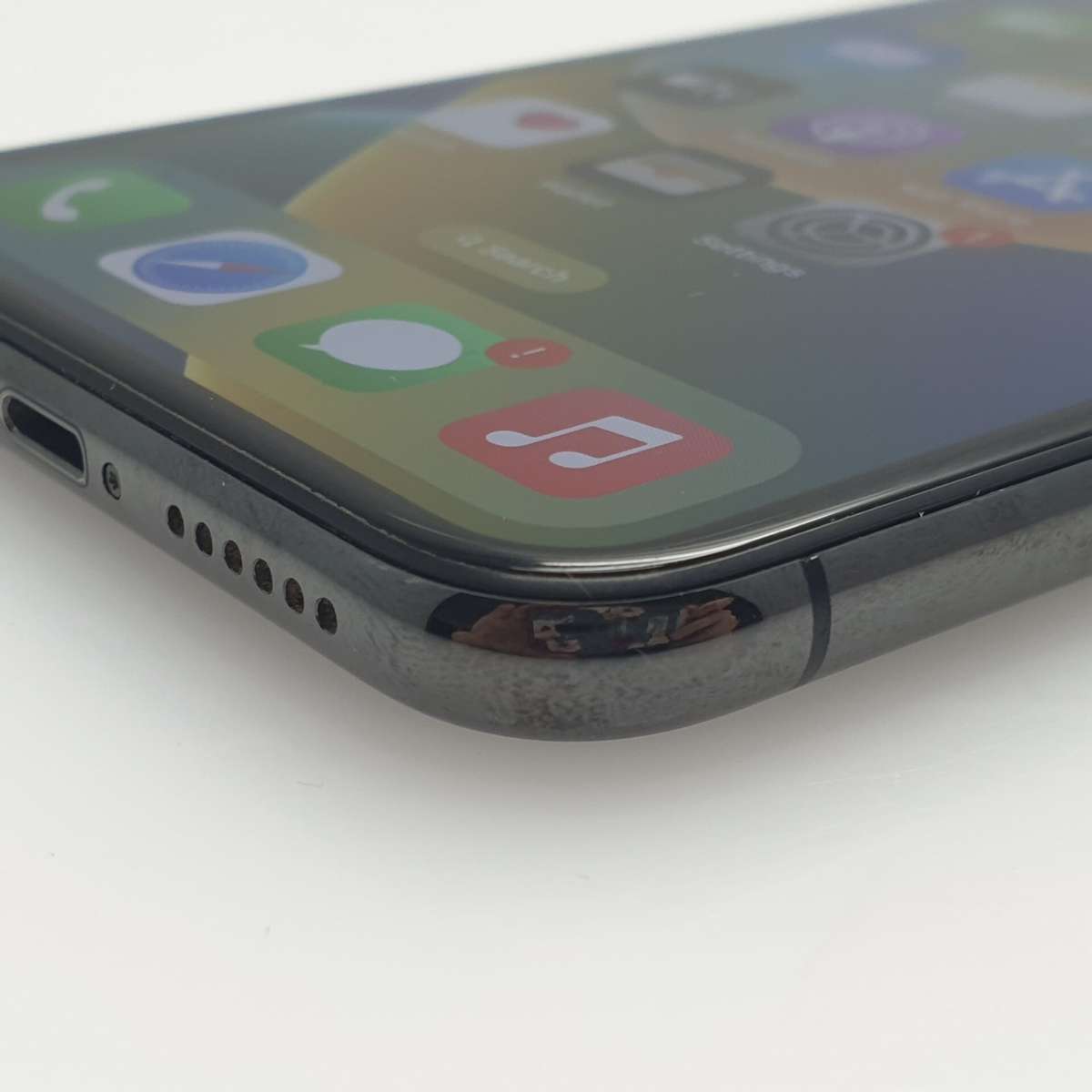 iPhone X 256GB Chipped Screen Space Gray (3 Month Warranty)