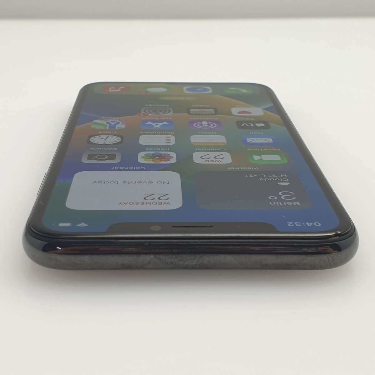 iPhone X 256GB Chipped Screen Space Gray (3 Month Warranty)